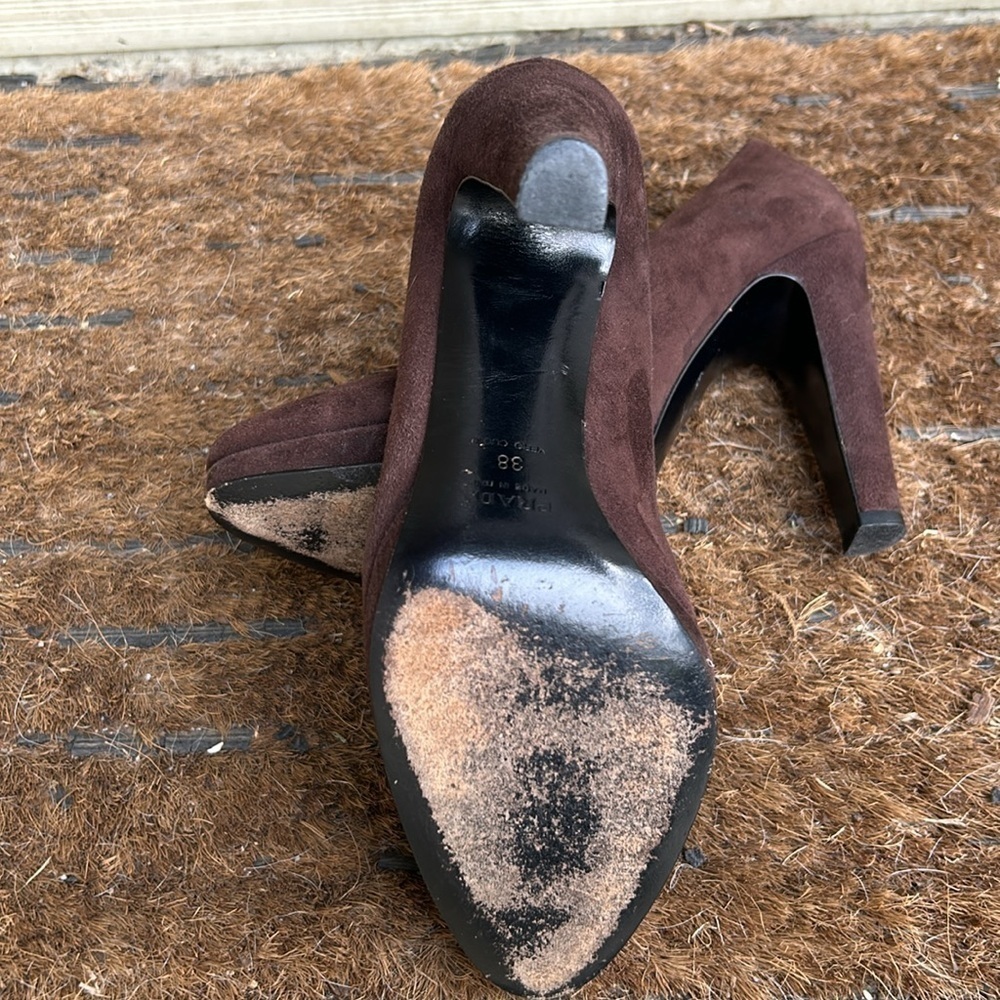 Prada Chocolate Brown Suede Pumps Sz 38 Italian Luxury Heels - Picture 11 of 12